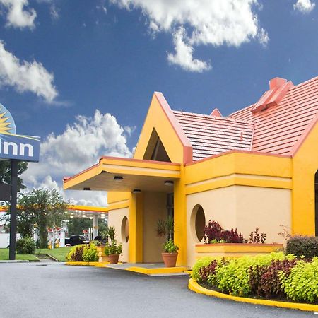 Days Inn By Wyndham Ocala North Exterior photo