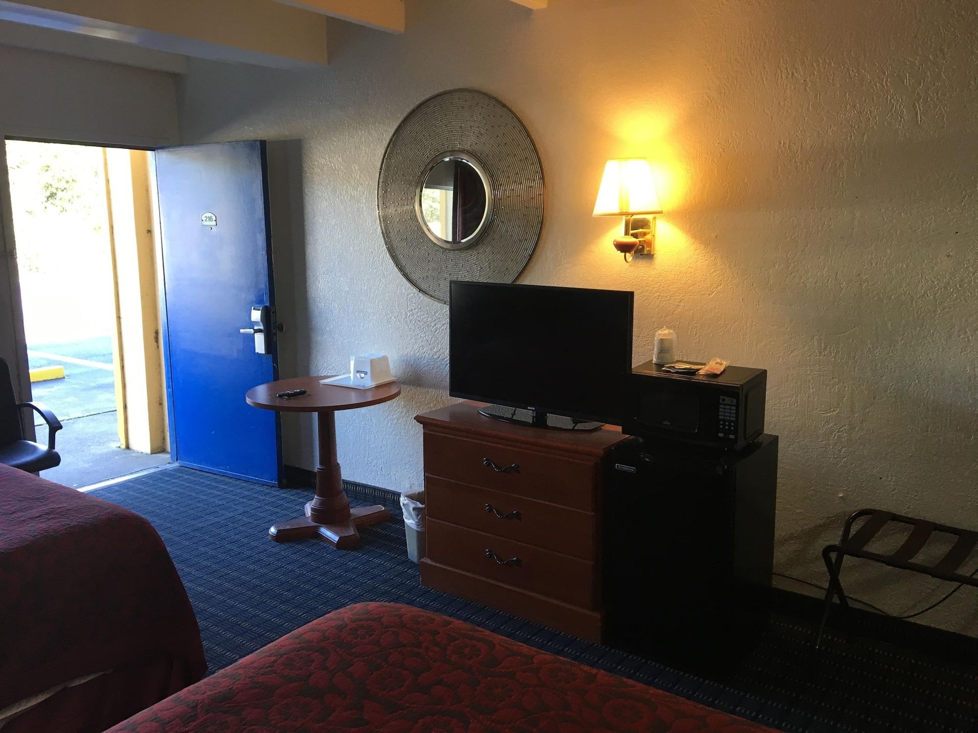 Days Inn By Wyndham Ocala North Exterior photo