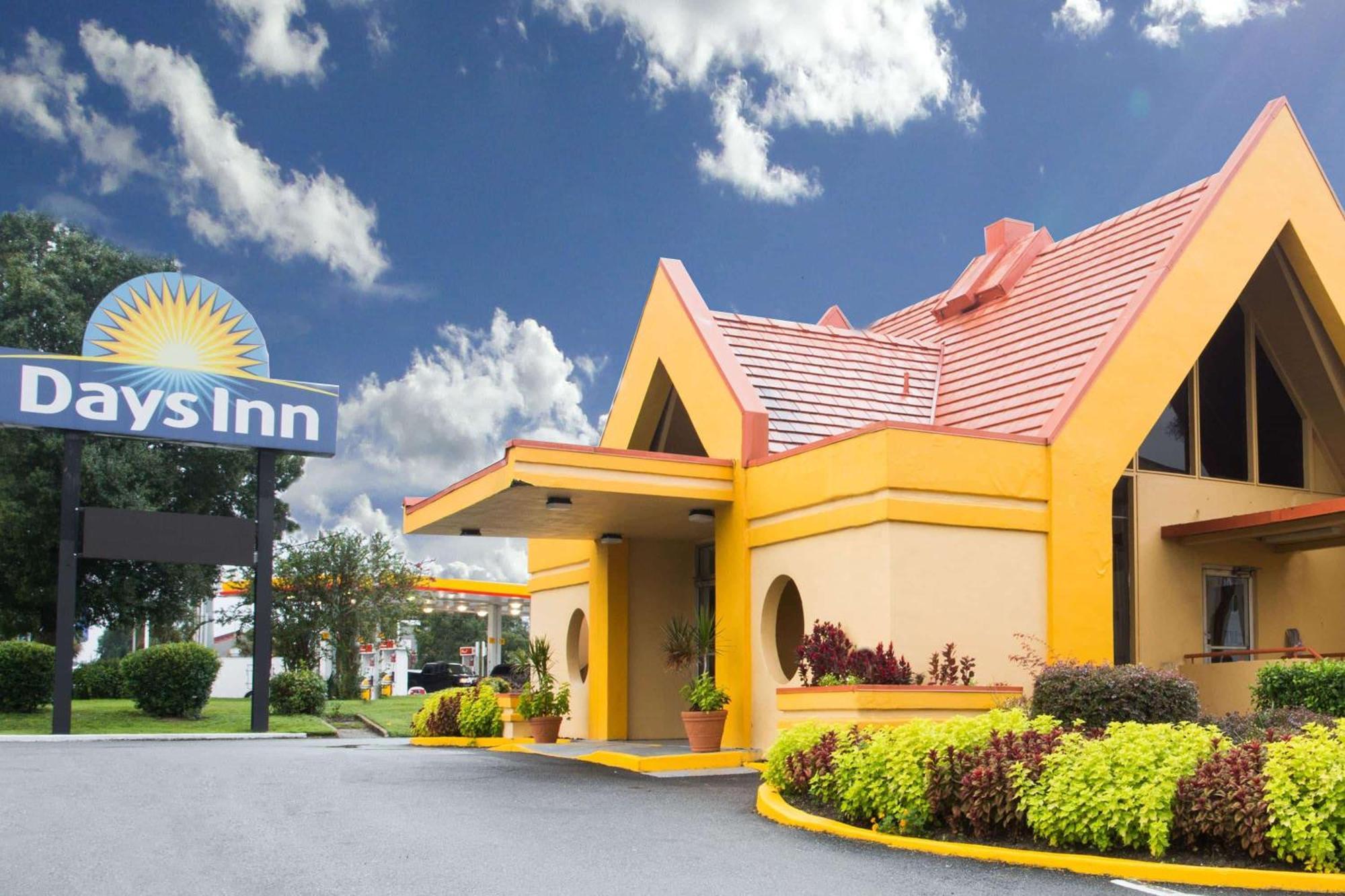 Days Inn By Wyndham Ocala North Exterior photo